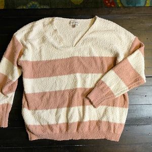 XL cream and rose sweater Knox Rose